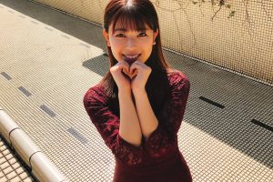 【2ch】@gekkan_entame#乃木坂46 #岩本蓮加 さんグラビア オフショット撮影中に色んなハートポーズをしてくれた岩本さん